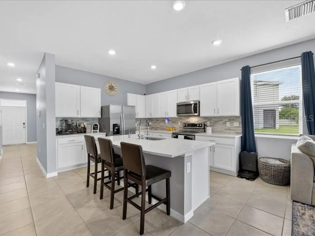 416 Mangrove Shade Circle Apollo Beach FL 33572