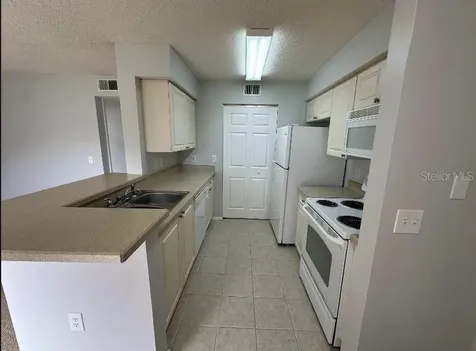 1222 Bermuda Lakes Lane Kissimmee FL 34741