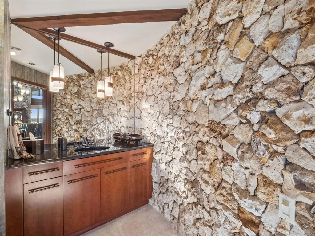 107 Donlon Drive New Smyrna Beach FL 32168