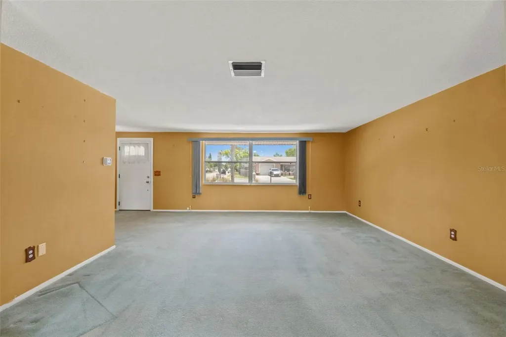 10730 Queens Road Port Richey FL 34668