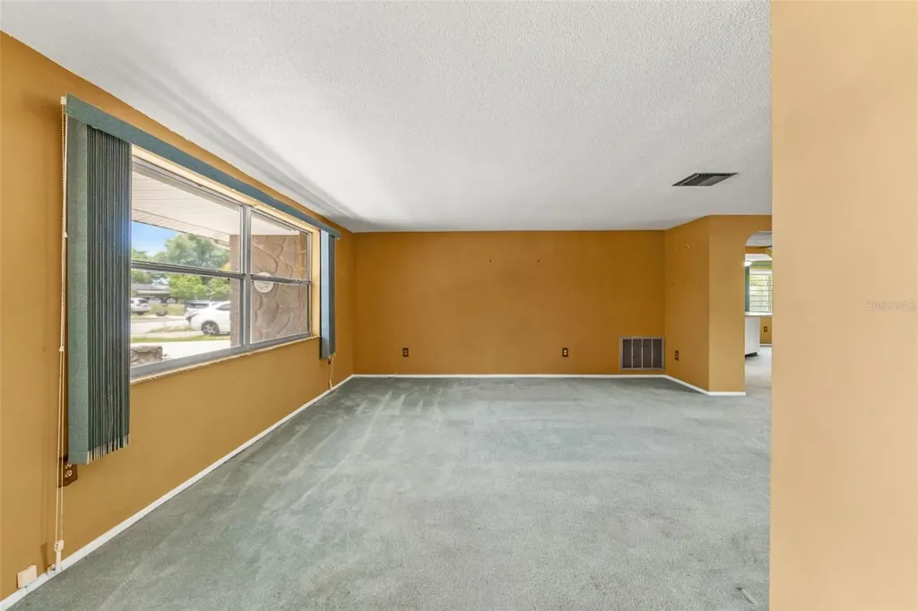 10730 Queens Road Port Richey FL 34668