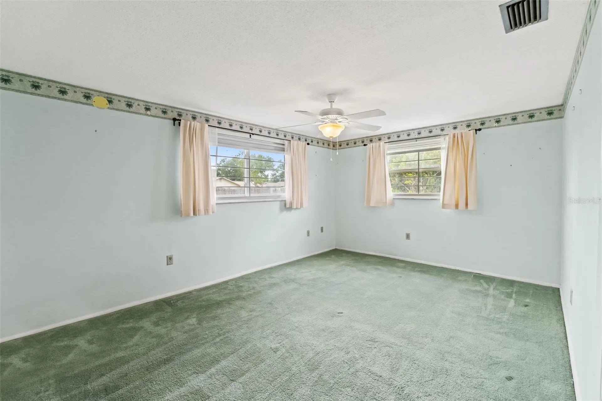 10730 Queens Road Port Richey FL 34668