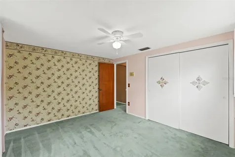 10730 Queens Road Port Richey FL 34668
