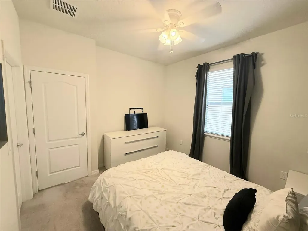 5444 Misty Oak Circle Davenport FL 33837