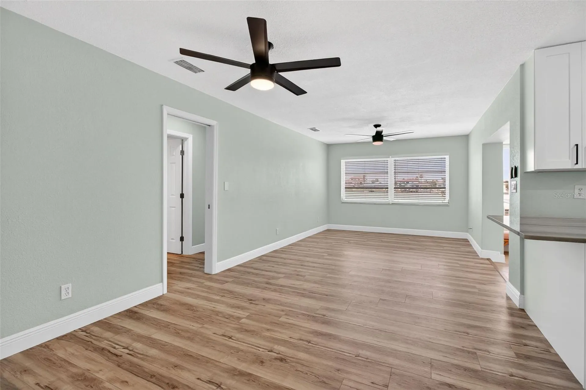7957 10th Avenue S St Petersburg FL 33707