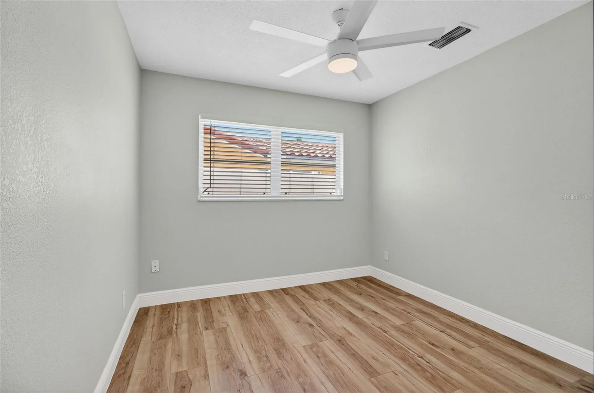 7957 10th Avenue S St Petersburg FL 33707