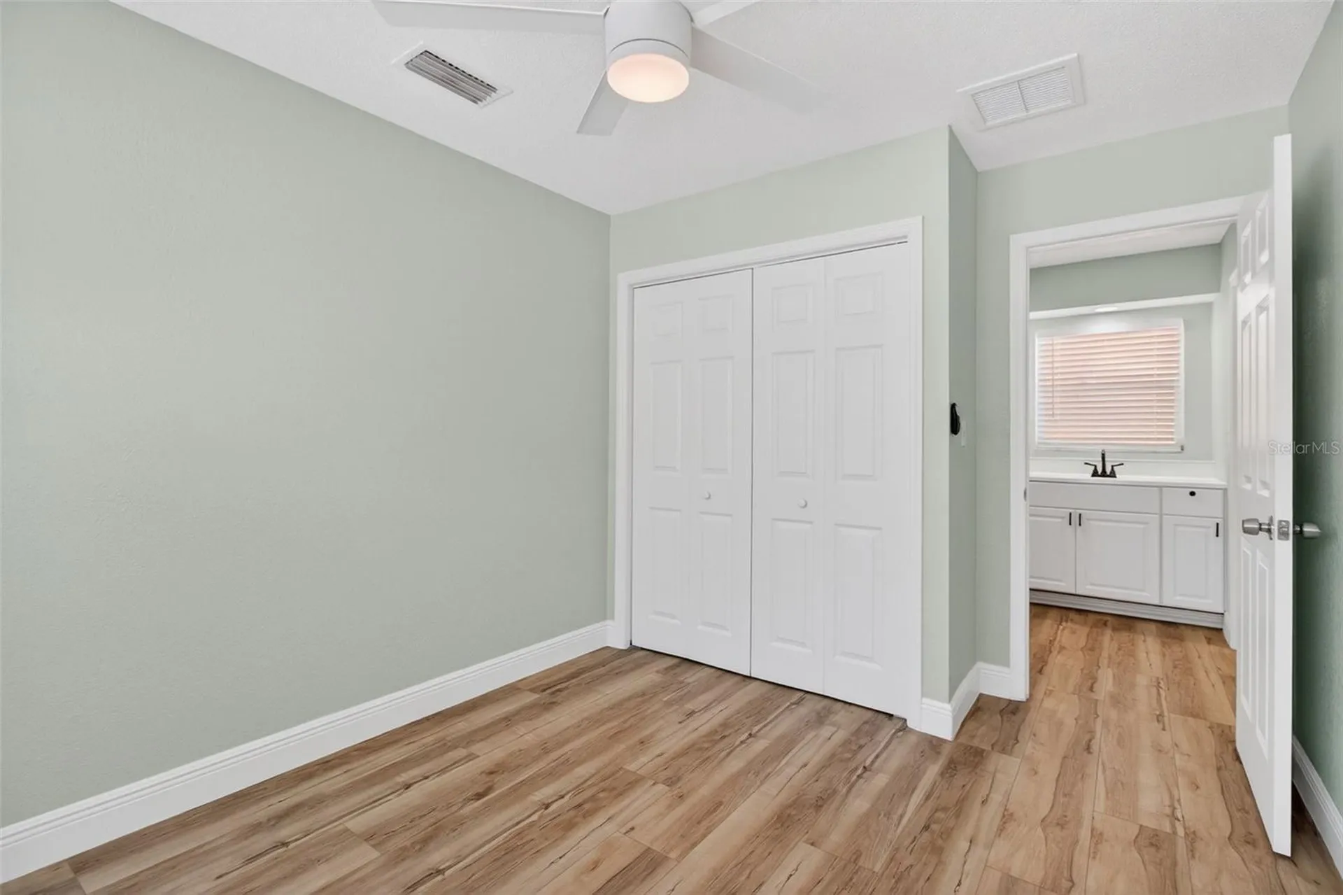 7957 10th Avenue S St Petersburg FL 33707