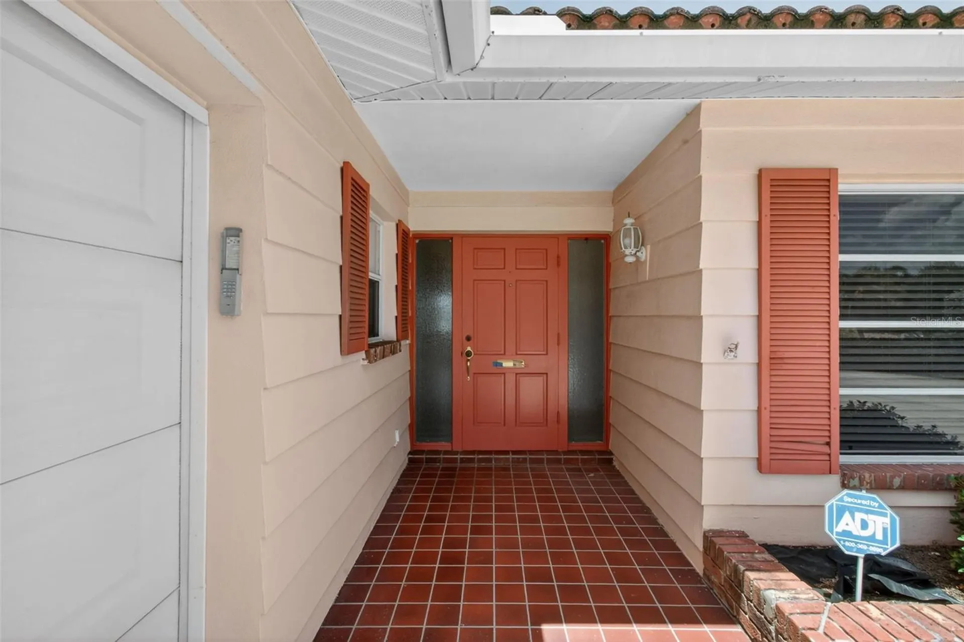 7957 10th Avenue S St Petersburg FL 33707
