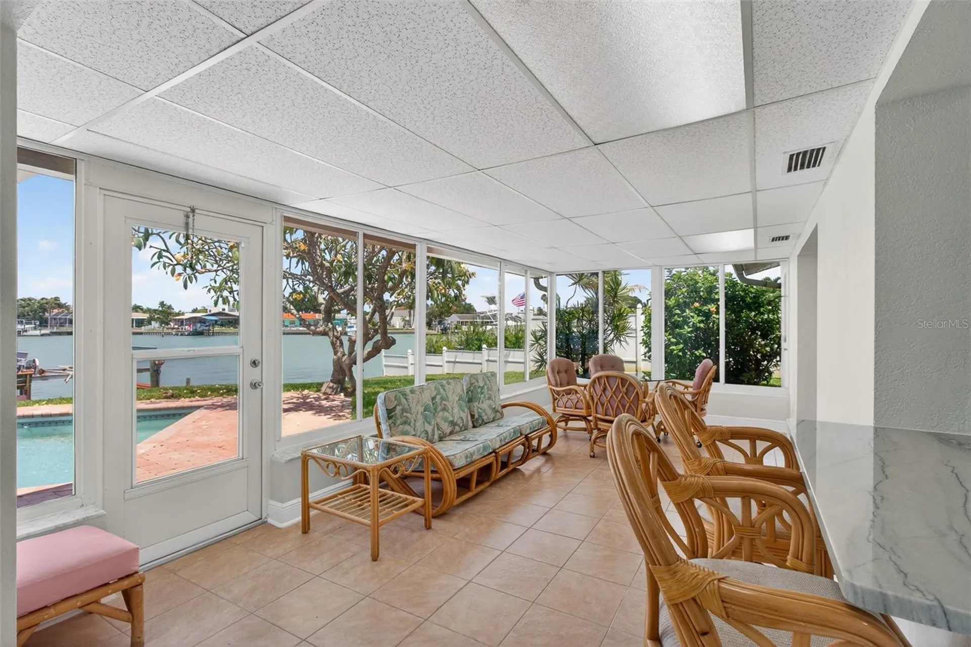 7957 10th Avenue S St Petersburg FL 33707
