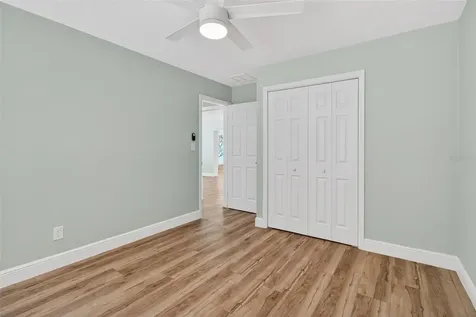 7957 10th Avenue S St Petersburg FL 33707