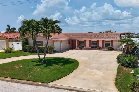 7957 10th Avenue S St Petersburg FL 33707