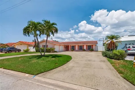 7957 10th Avenue S St Petersburg FL 33707