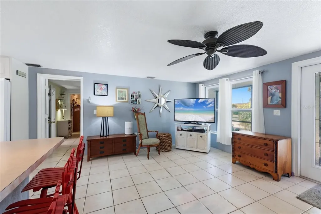852 E 6th Street Englewood FL 34223