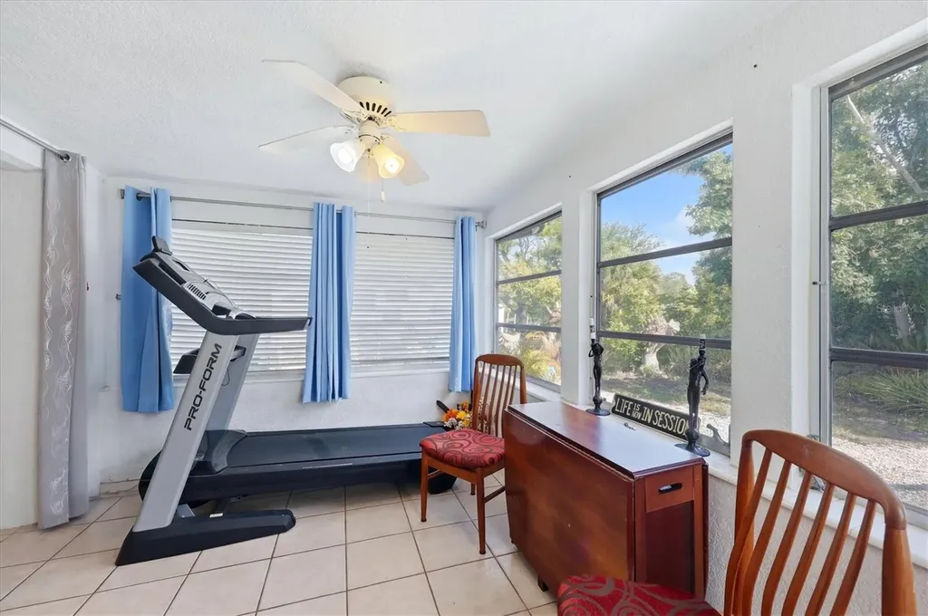 852 E 6th Street Englewood FL 34223