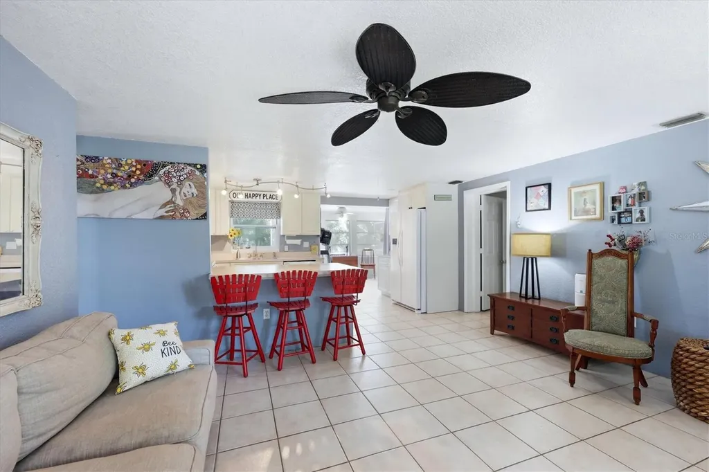 852 E 6th Street Englewood FL 34223