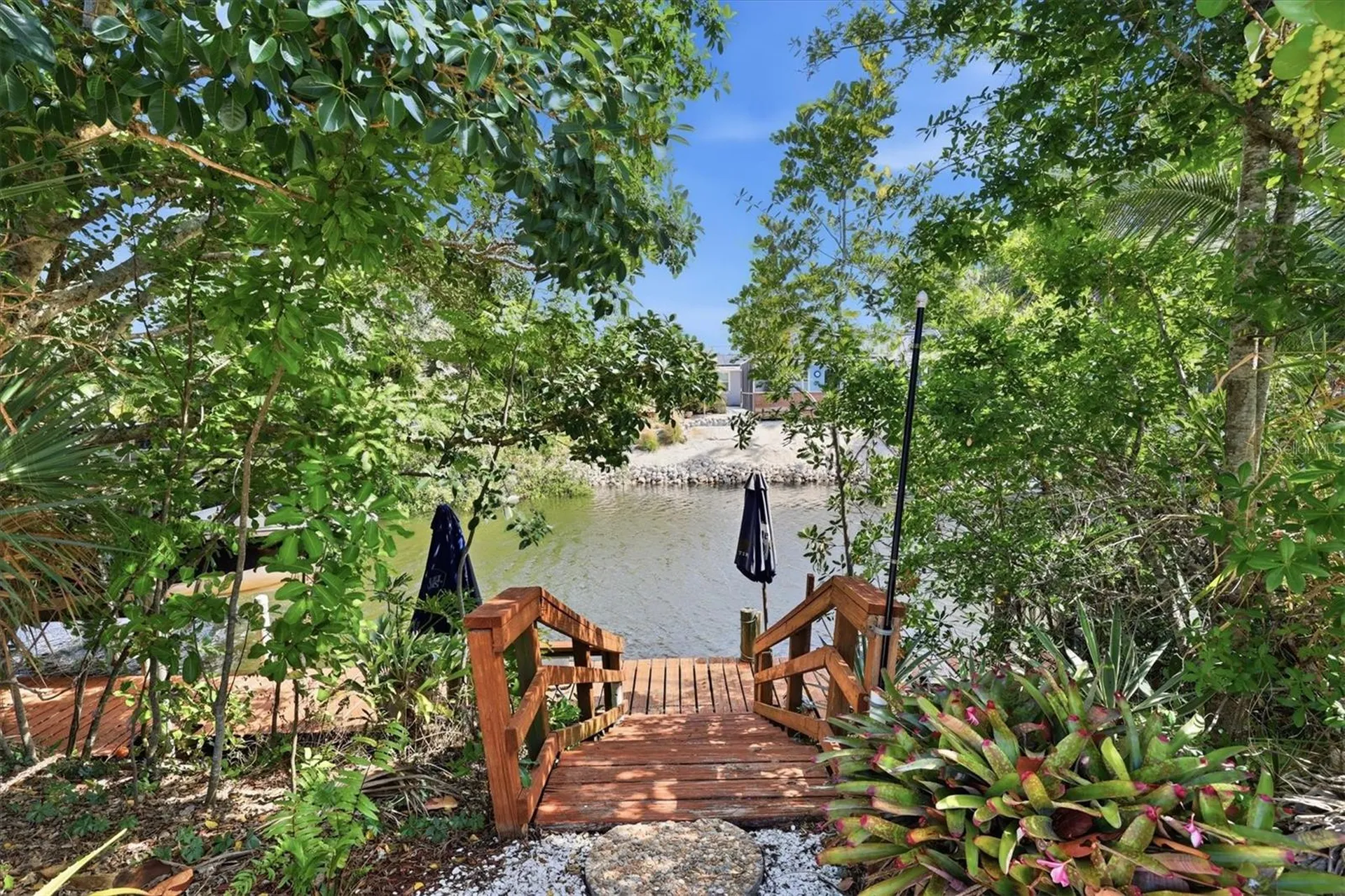 852 E 6th Street Englewood FL 34223