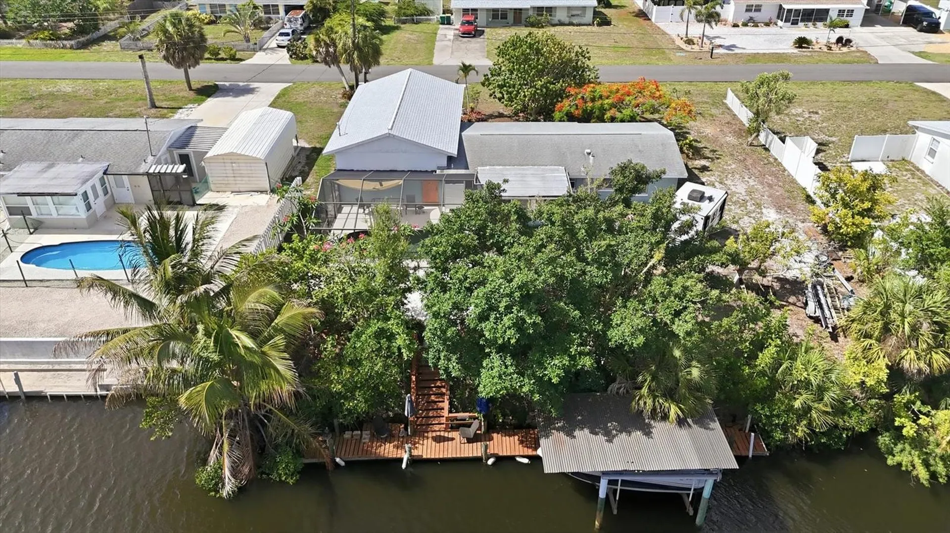 852 E 6th Street Englewood FL 34223