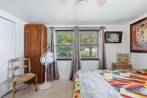 852 E 6th Street Englewood FL 34223