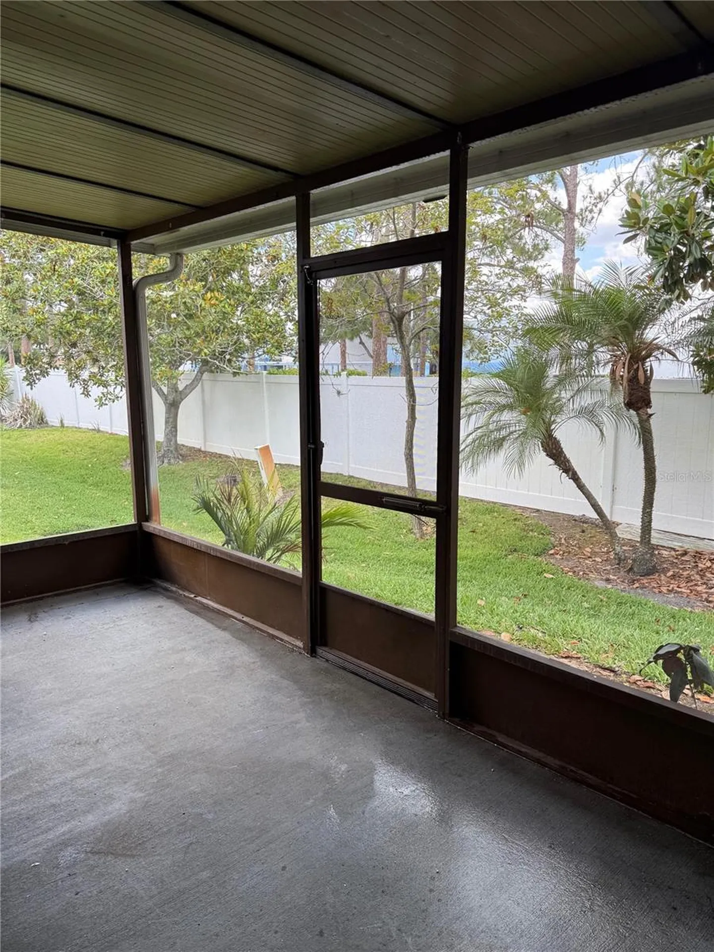 2235 Fluorshire Drive Brandon FL 33511