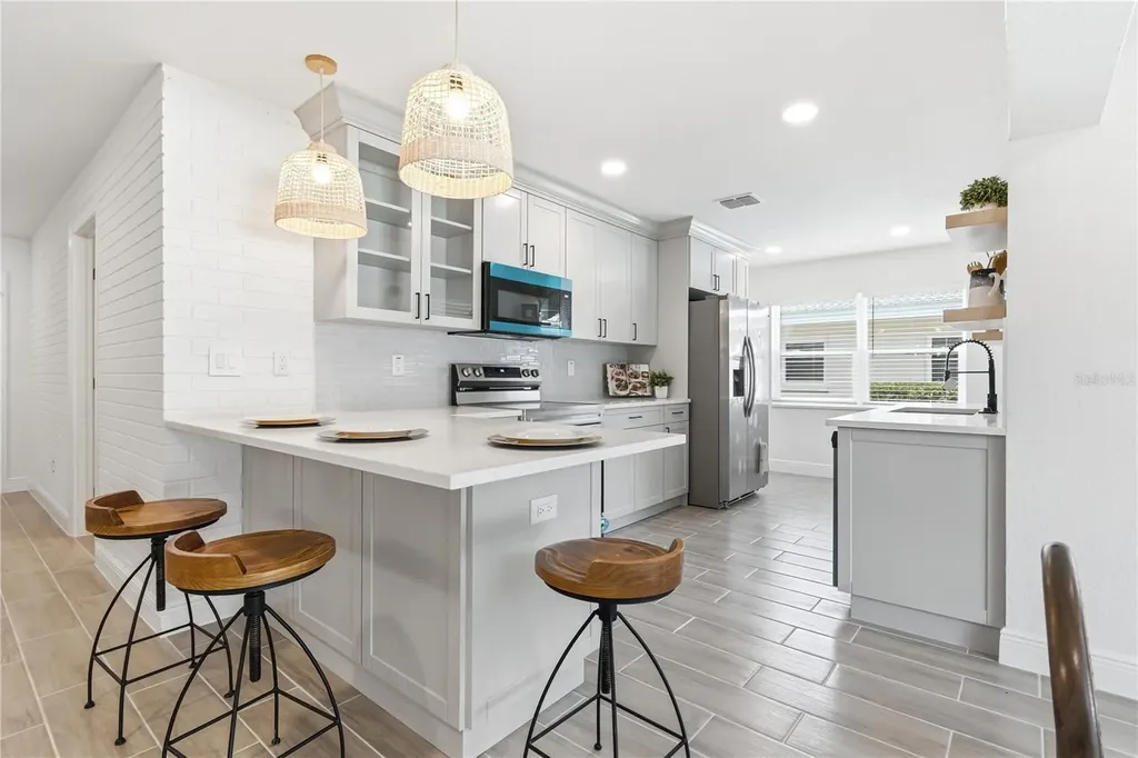 1451 S Duncan Avenue Clearwater FL 33756