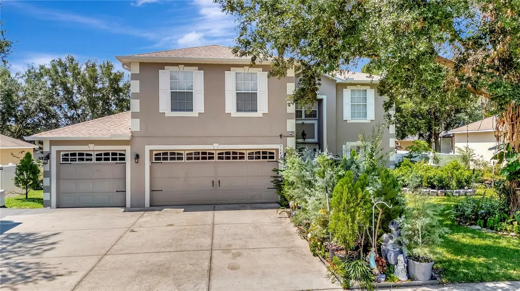 7642 Park Hill Avenue Leesburg FL 34748
