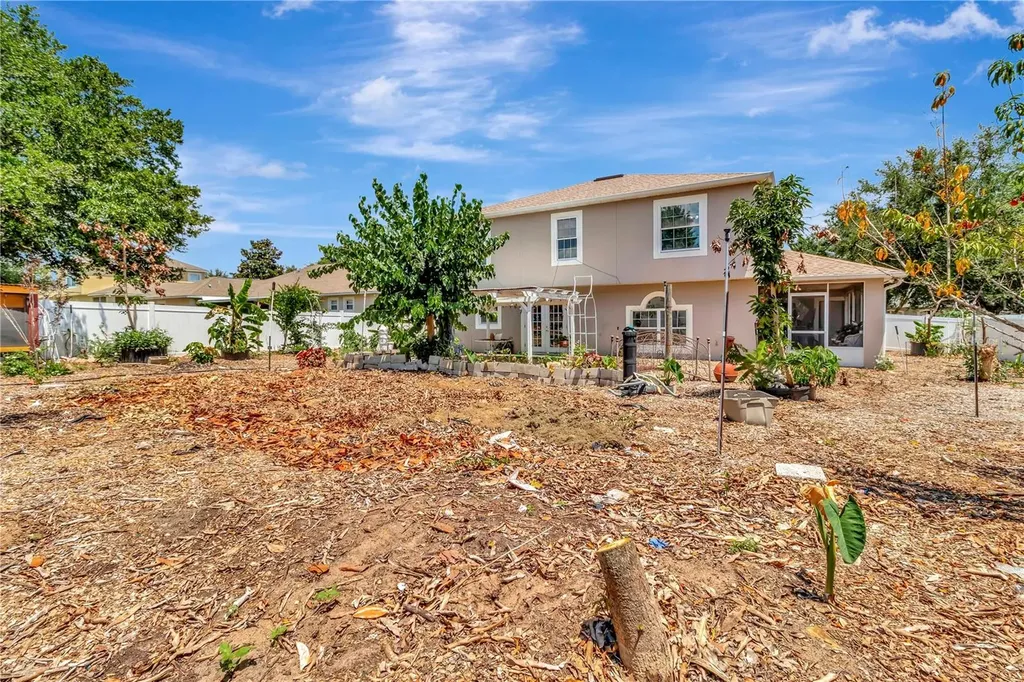 7642 Park Hill Avenue Leesburg FL 34748