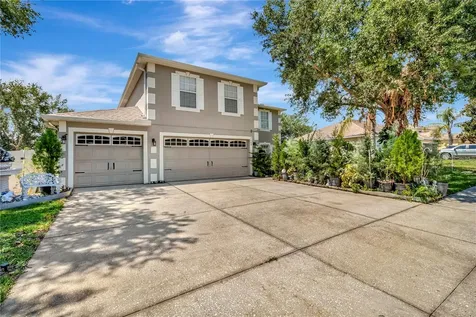 7642 Park Hill Avenue Leesburg FL 34748