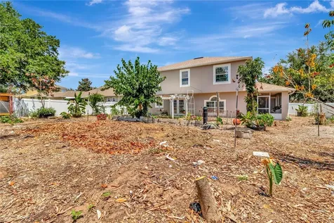 7642 Park Hill Avenue Leesburg FL 34748