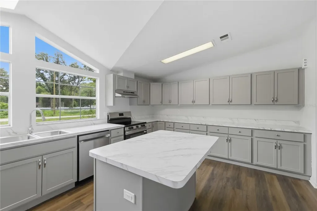 100 SE 81st Street Ocala FL 34480