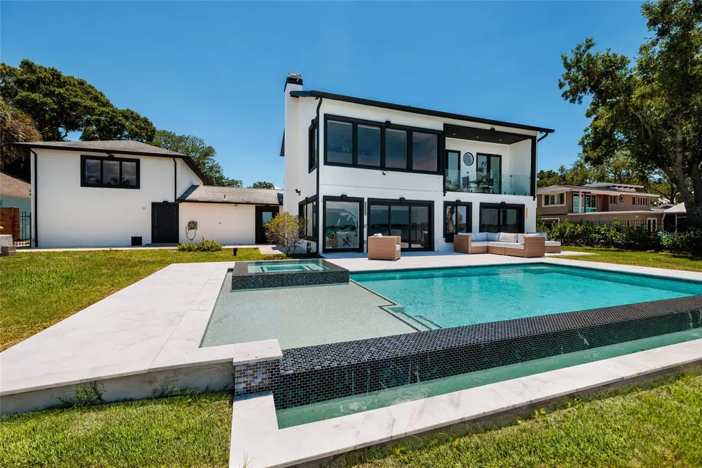 412 Shore Drive E Oldsmar FL 34677