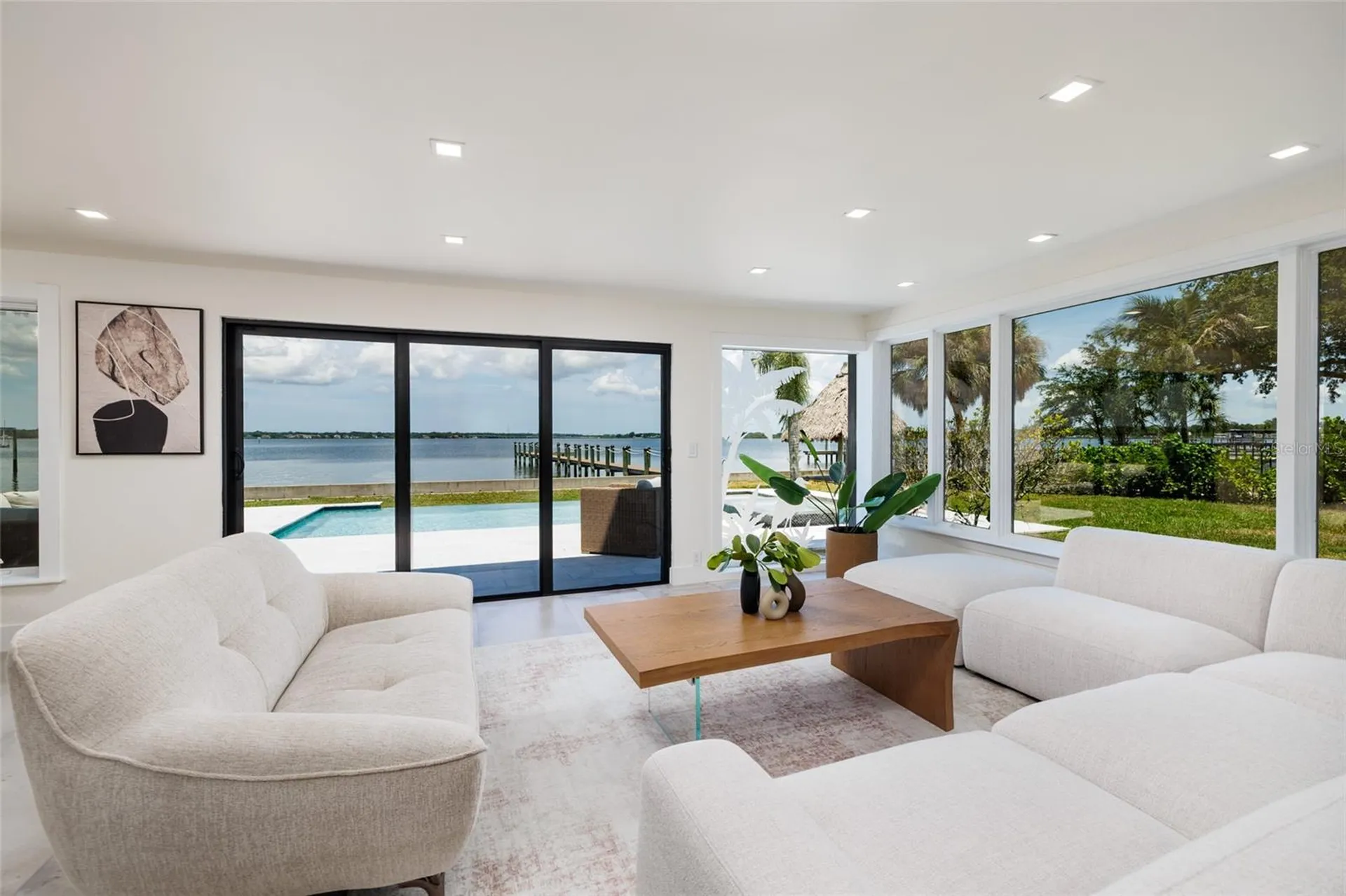 412 Shore Drive E Oldsmar FL 34677