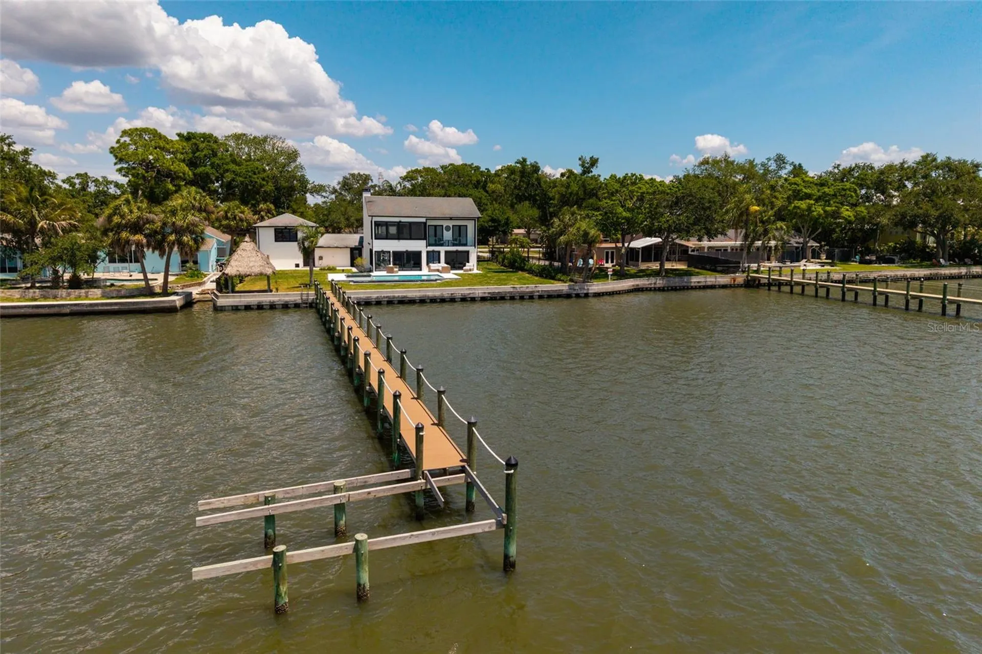 412 Shore Drive E Oldsmar FL 34677