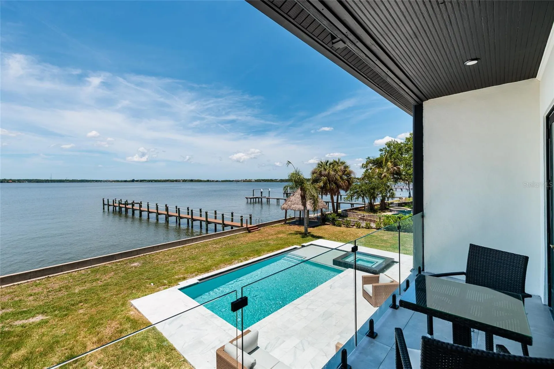 412 Shore Drive E Oldsmar FL 34677