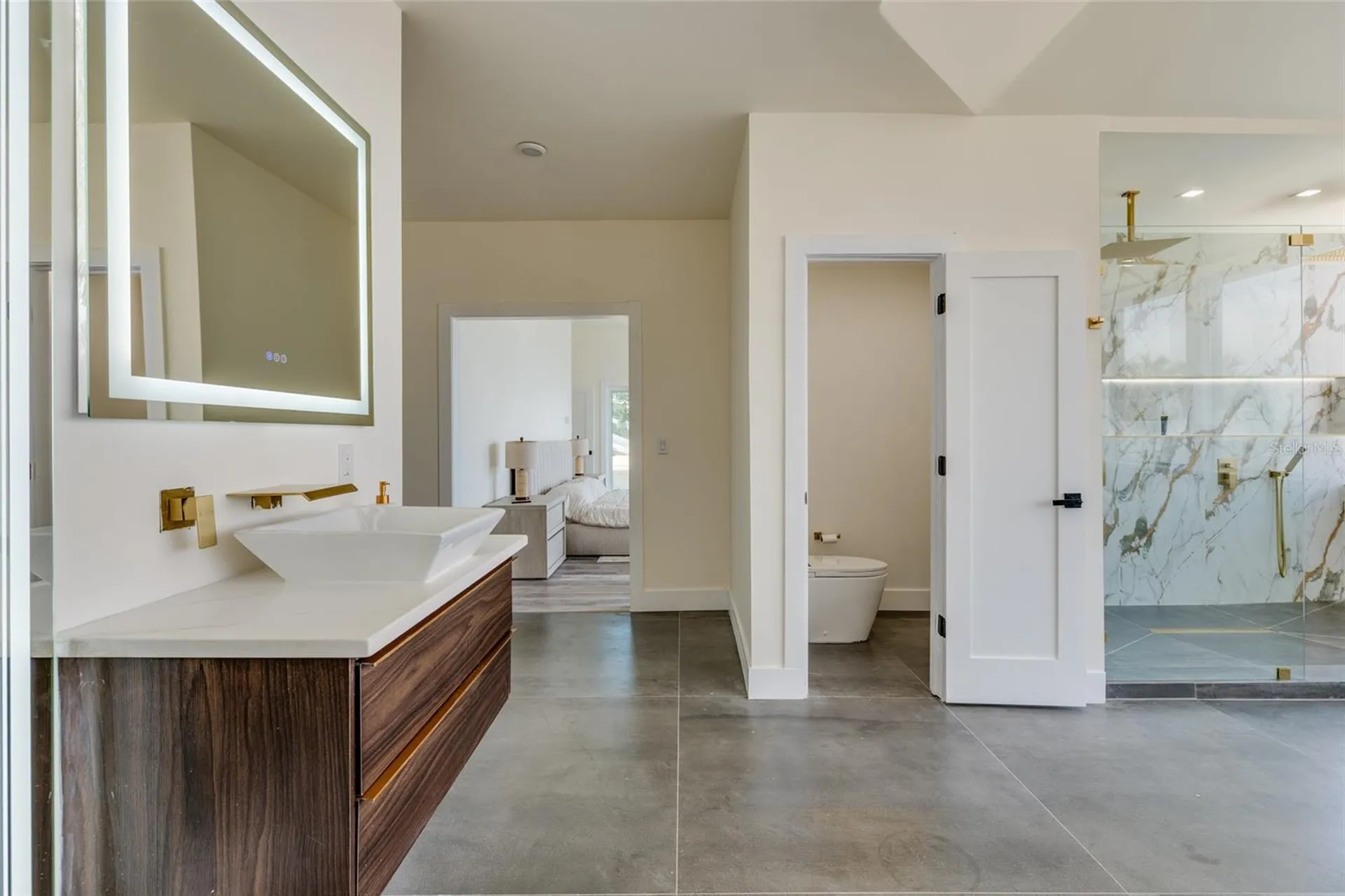 412 Shore Drive E Oldsmar FL 34677