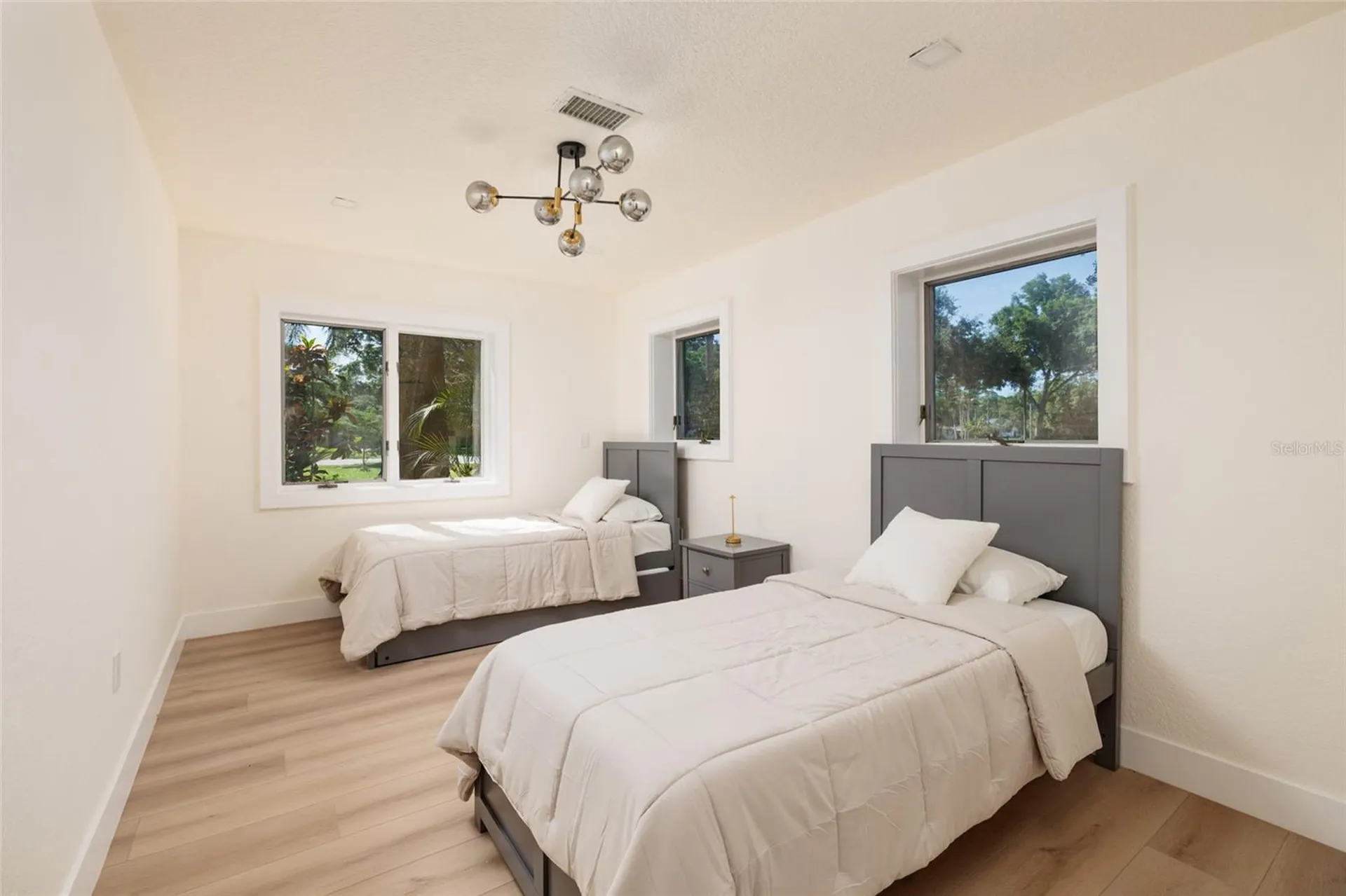 412 Shore Drive E Oldsmar FL 34677