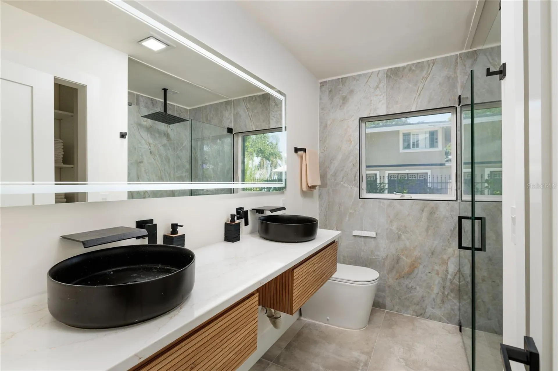 412 Shore Drive E Oldsmar FL 34677