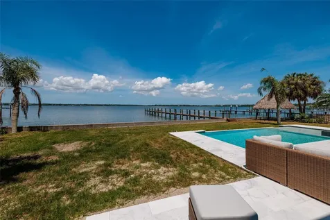 412 Shore Drive E Oldsmar FL 34677
