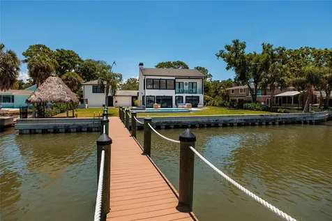 412 Shore Drive E Oldsmar FL 34677