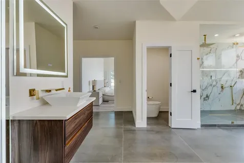 412 Shore Drive E Oldsmar FL 34677