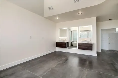 412 Shore Drive E Oldsmar FL 34677
