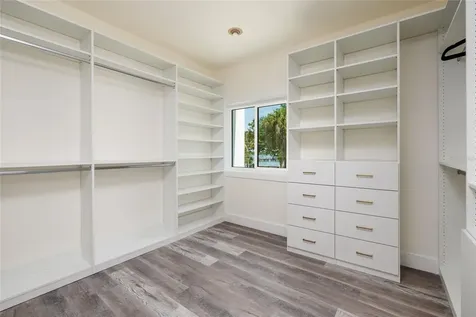 412 Shore Drive E Oldsmar FL 34677