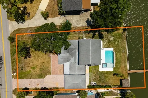 412 Shore Drive E Oldsmar FL 34677