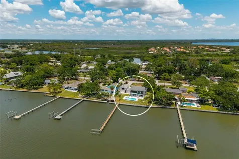 412 Shore Drive E Oldsmar FL 34677