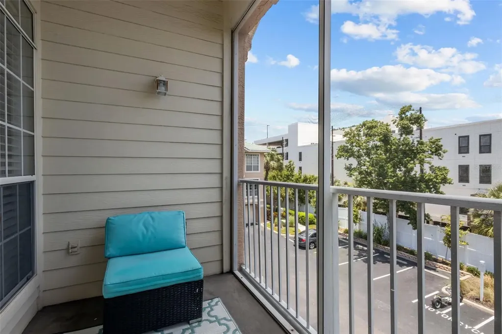 3302 Bay Club Circle Tampa FL 33607