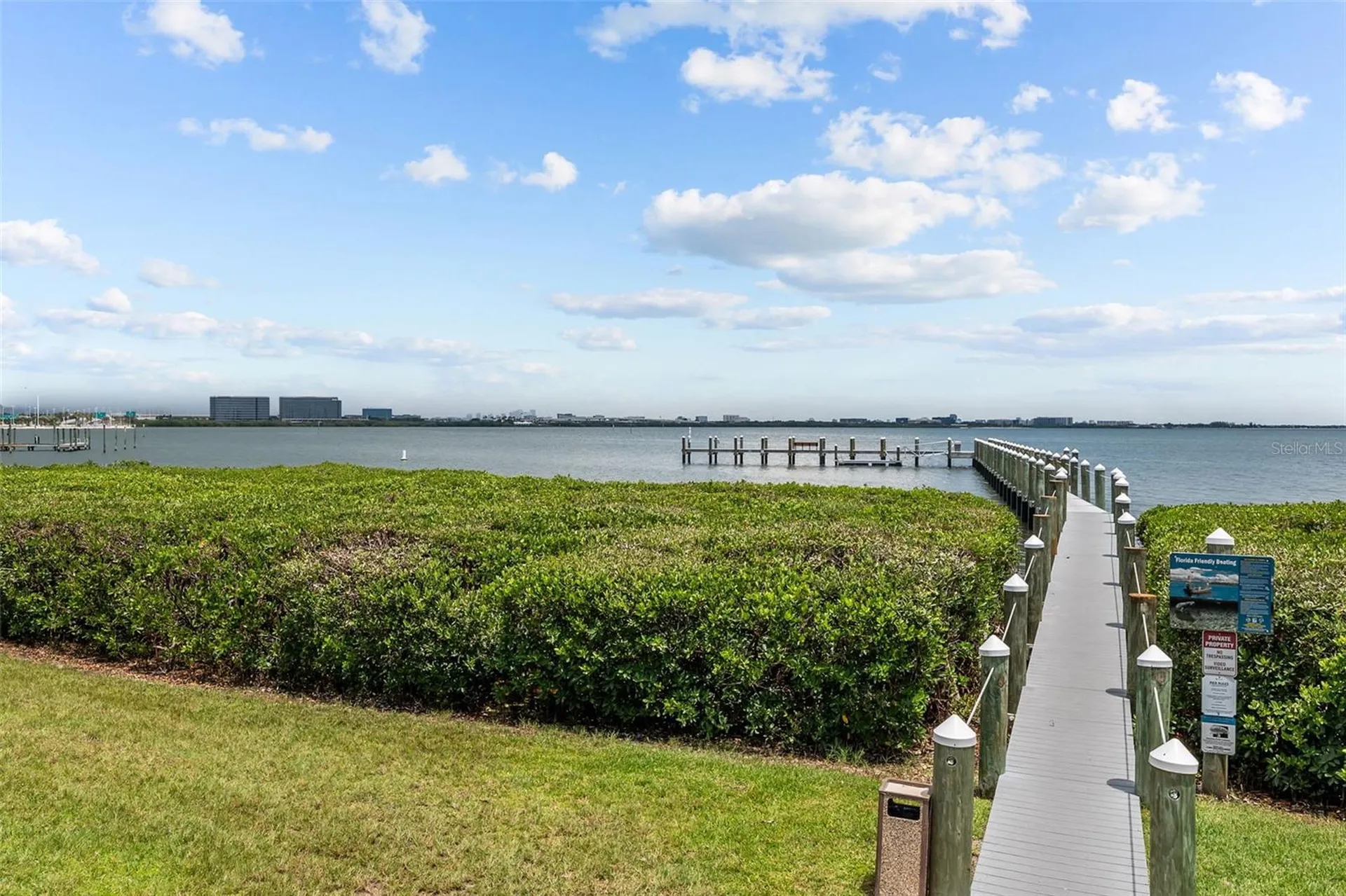 3302 Bay Club Circle Tampa FL 33607