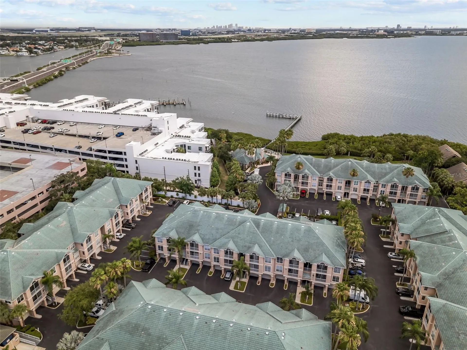 3302 Bay Club Circle Tampa FL 33607