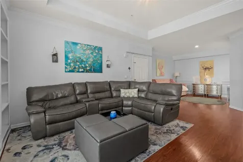 3302 Bay Club Circle Tampa FL 33607