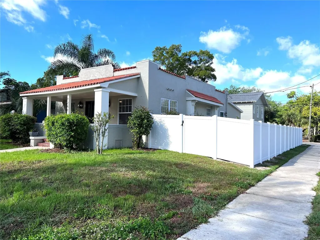 1240 15th Street N St Petersburg FL 33705