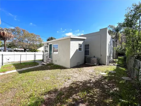 1240 15th Street N St Petersburg FL 33705