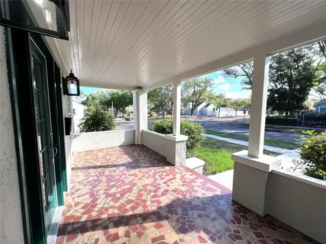 1240 15th Street N St Petersburg FL 33705